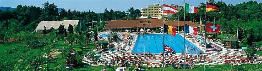 Hotel Petrarca Terme มอนเตกรอตโต แตร์เม ภายนอก รูปภาพ